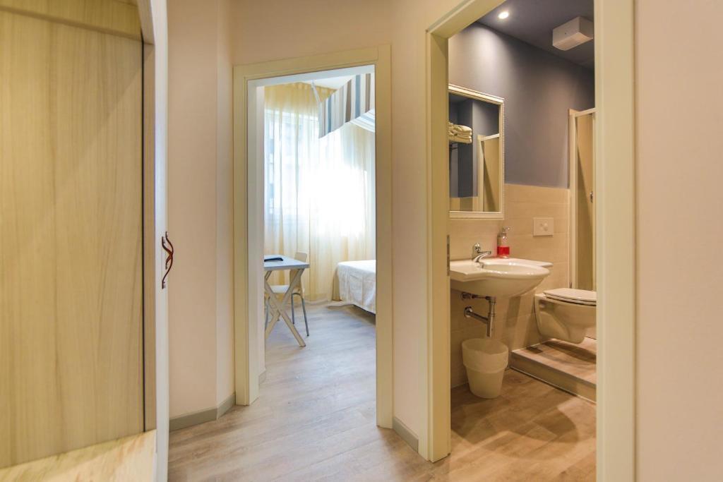 Hotel Trieste Cesenatico Pokoj fotografie